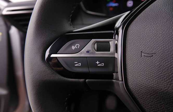 PEUGEOT_PEUGEOT_208_2548514_18.jpg