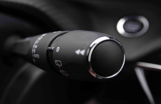 PEUGEOT_PEUGEOT_208_2548531_17.jpg