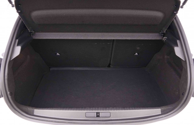 PEUGEOT_PEUGEOT_208_2548531_5.jpg