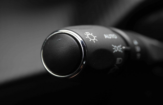 PEUGEOT_PEUGEOT_208_2548827_16.jpg