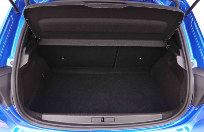 PEUGEOT_PEUGEOT_208_2549734_5.jpg