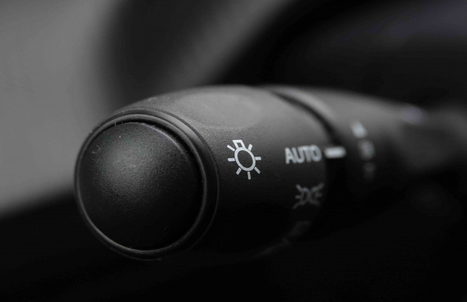 PEUGEOT_PEUGEOT_208_2549737_16.jpg