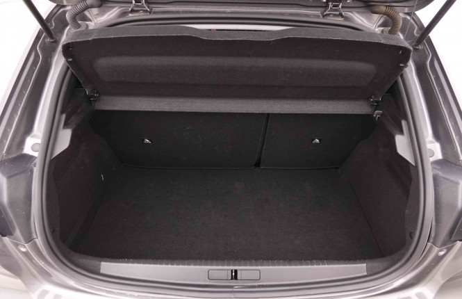 PEUGEOT_PEUGEOT_208_2549737_5.jpg