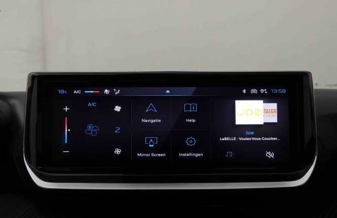 PEUGEOT_PEUGEOT_208_2550354_13.jpg PEUGEOT_PEUGEOT_208_2550354_13.jpg