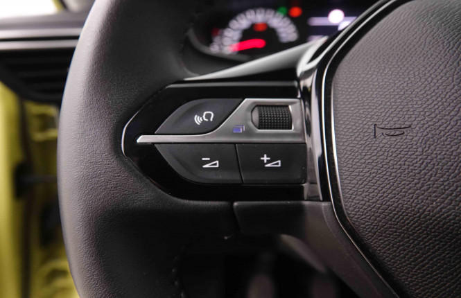 PEUGEOT_PEUGEOT_208_2550354_18.jpg PEUGEOT_PEUGEOT_208_2550354_18.jpg