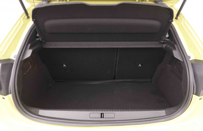 PEUGEOT_PEUGEOT_208_2550354_5.jpg PEUGEOT_PEUGEOT_208_2550354_5.jpg