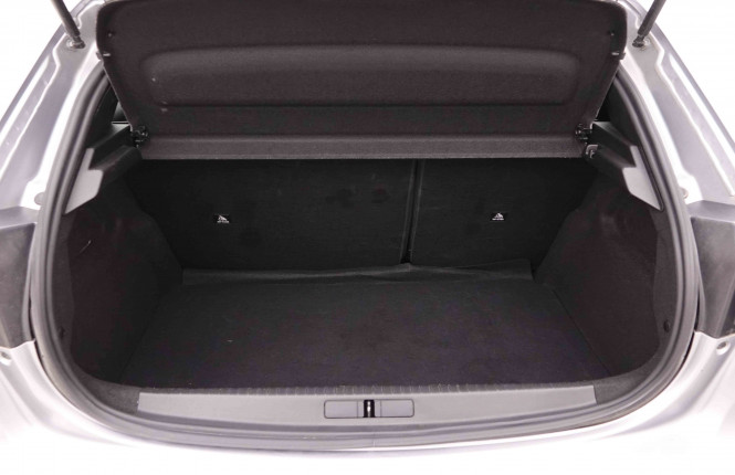 PEUGEOT_PEUGEOT_208_2550356_5.jpg PEUGEOT_PEUGEOT_208_2550356_5.jpg