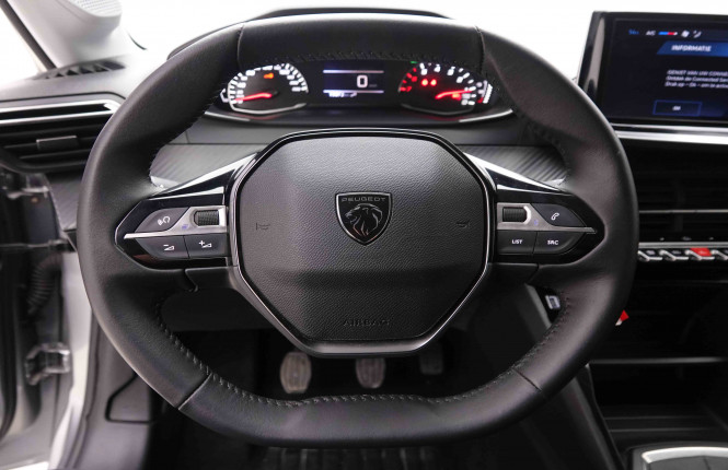 PEUGEOT_PEUGEOT_208_2550356_8.jpg PEUGEOT_PEUGEOT_208_2550356_8.jpg