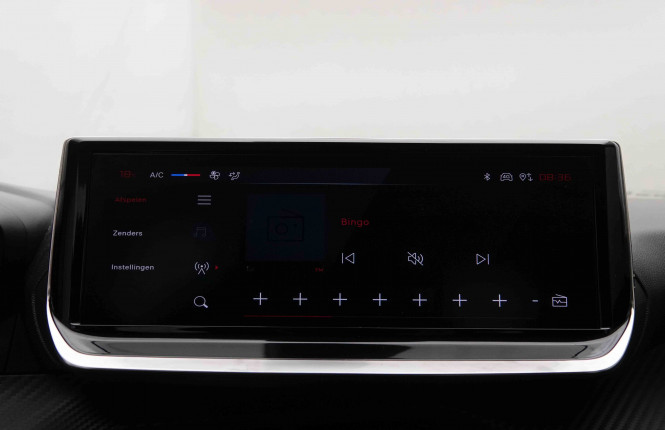 PEUGEOT_PEUGEOT_208_2550358_10.jpg PEUGEOT_PEUGEOT_208_2550358_10.jpg