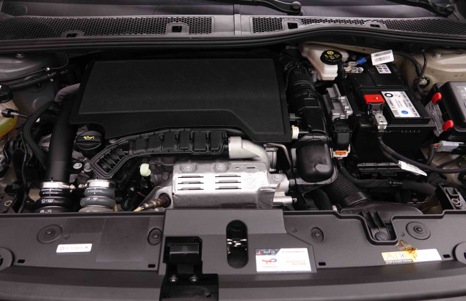 PEUGEOT_PEUGEOT_208_2550358_22.jpg PEUGEOT_PEUGEOT_208_2550358_22.jpg