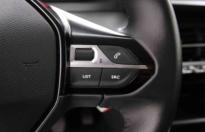 PEUGEOT_PEUGEOT_208_2550366_18.jpg