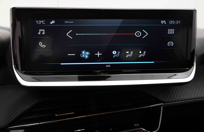 PEUGEOT_PEUGEOT_208_2550367_11.jpg PEUGEOT_PEUGEOT_208_2550367_11.jpg