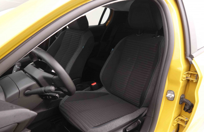 PEUGEOT_PEUGEOT_208_2550721_6.jpg