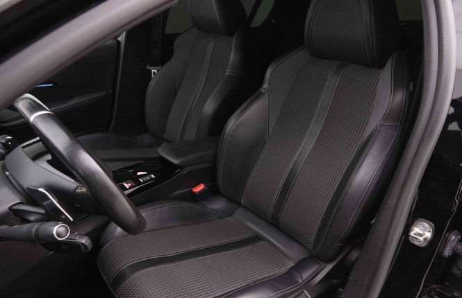 PEUGEOT_PEUGEOT_208_2550756_6.jpg PEUGEOT_PEUGEOT_208_2550756_6.jpg