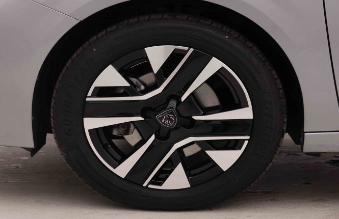 PEUGEOT_PEUGEOT_208_2550965_20.jpg