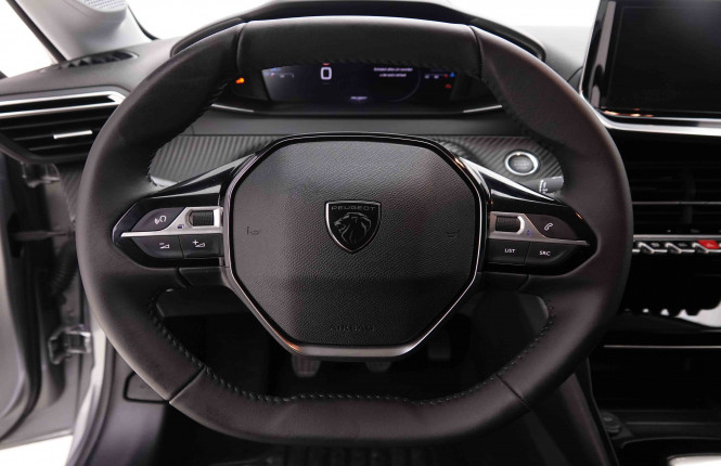 PEUGEOT_PEUGEOT_208_2550965_8.jpg