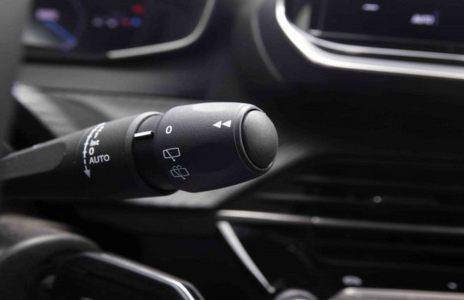 PEUGEOT_PEUGEOT_208_2551443_17.jpg PEUGEOT_PEUGEOT_208_2551443_17.jpg