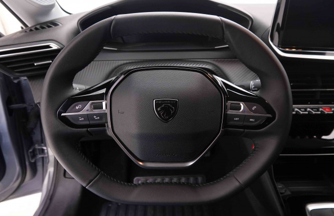PEUGEOT_PEUGEOT_208_2551443_8.jpg PEUGEOT_PEUGEOT_208_2551443_8.jpg