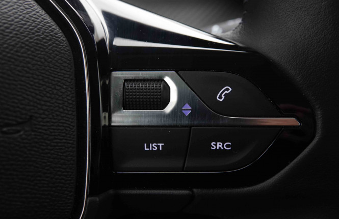 PEUGEOT_PEUGEOT_208_2551449_20.jpg PEUGEOT_PEUGEOT_208_2551449_20.jpg