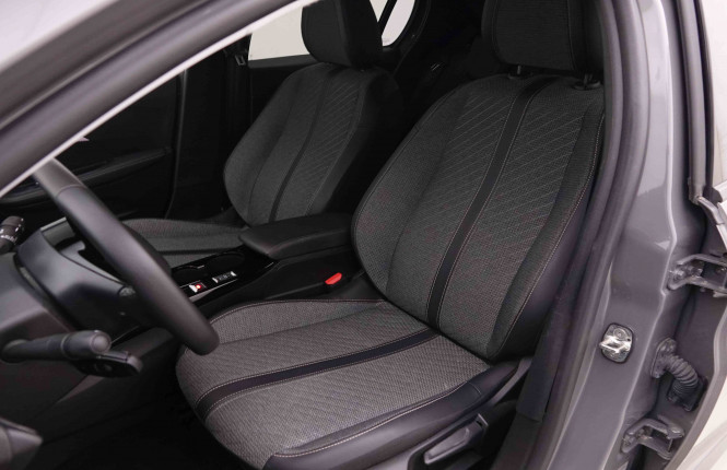 PEUGEOT_PEUGEOT_208_2551450_6.jpg PEUGEOT_PEUGEOT_208_2551450_6.jpg