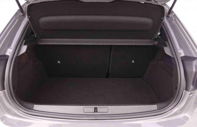PEUGEOT_PEUGEOT_208_2652086_33.jpg