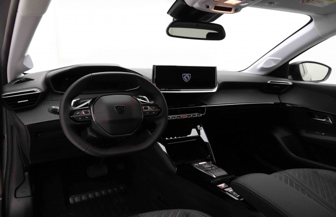 PEUGEOT_PEUGEOT_208_2652504_7.jpg