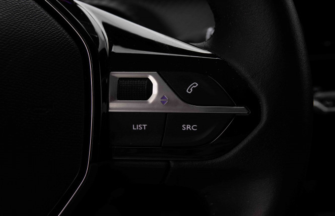 PEUGEOT_PEUGEOT_208_2652614_19.jpg