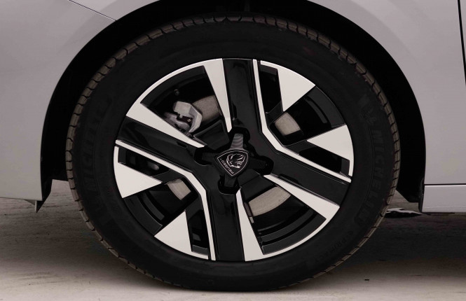 PEUGEOT_PEUGEOT_208_2652614_21.jpg