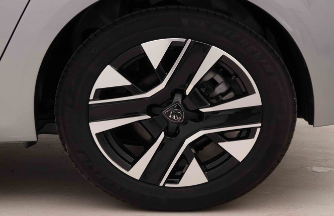 PEUGEOT_PEUGEOT_208_2652615_20.jpg