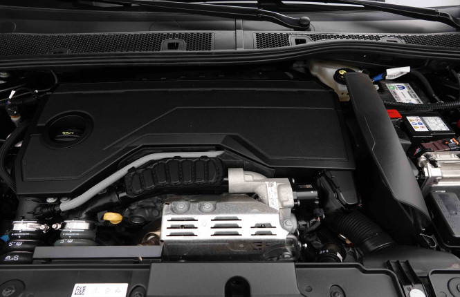 PEUGEOT_PEUGEOT_208_2652671_22.jpg
