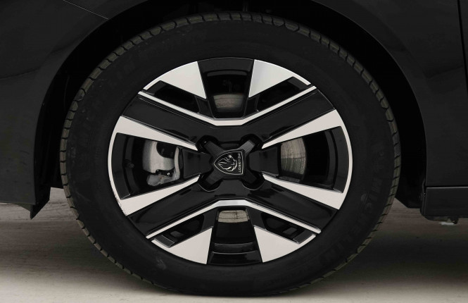 PEUGEOT_PEUGEOT_208_2653117_19.jpg PEUGEOT_PEUGEOT_208_2653117_19.jpg