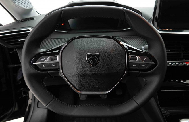 PEUGEOT_PEUGEOT_208_2653117_6.jpg PEUGEOT_PEUGEOT_208_2653117_6.jpg