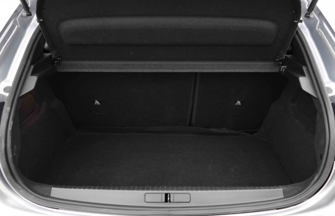 PEUGEOT_PEUGEOT_208_2653252_5.jpg