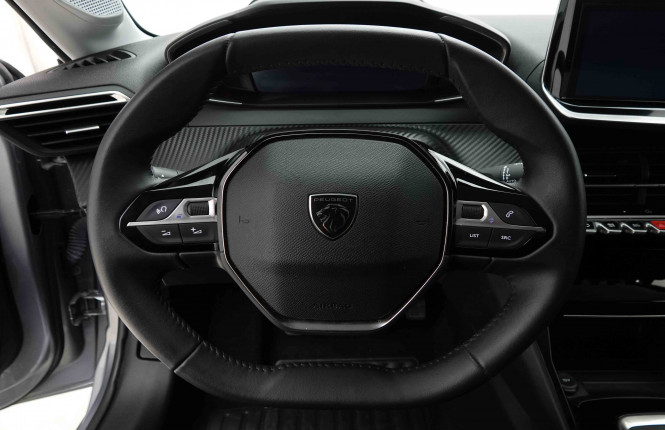 PEUGEOT_PEUGEOT_208_2653252_8.jpg