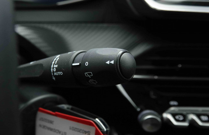 PEUGEOT_PEUGEOT_208_2653257_15.jpg PEUGEOT_PEUGEOT_208_2653257_15.jpg