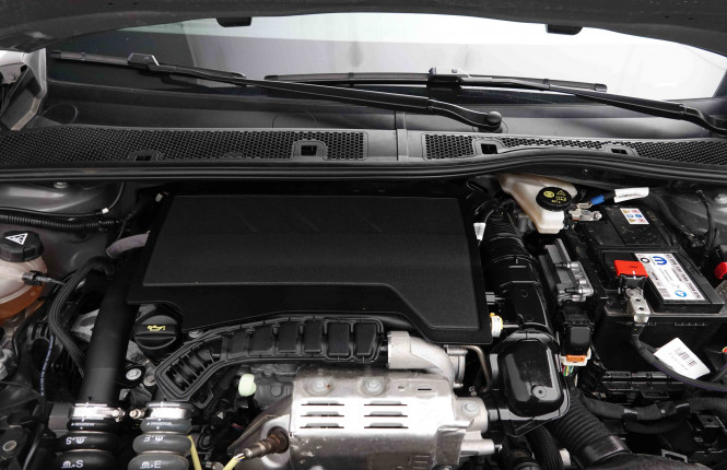 PEUGEOT_PEUGEOT_208_2653262_22.jpg