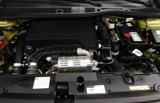 PEUGEOT_PEUGEOT_208_2653263_19.jpg