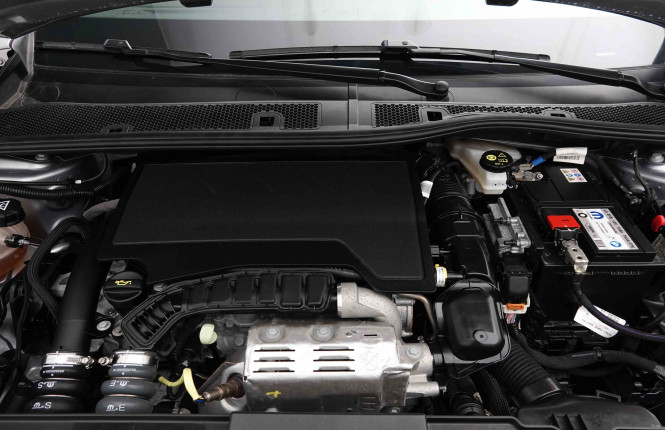 PEUGEOT_PEUGEOT_208_2653264_22.jpg