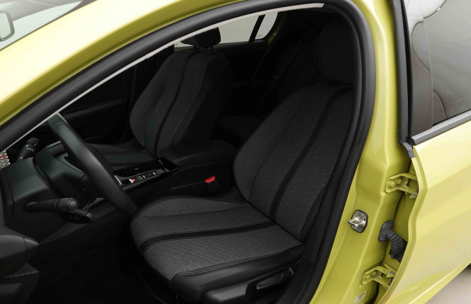 PEUGEOT_PEUGEOT_208_2653266_6.jpg