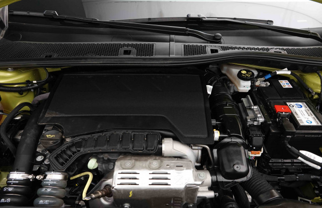 PEUGEOT_PEUGEOT_208_2653268_22.jpg