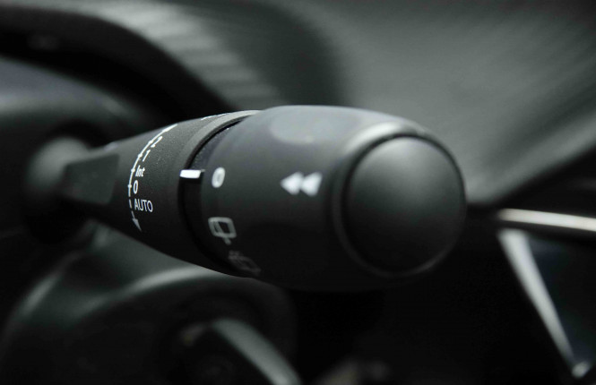 PEUGEOT_PEUGEOT_208_2653269_15.jpg