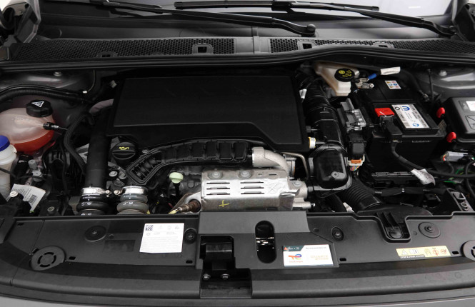 PEUGEOT_PEUGEOT_208_2653269_20.jpg