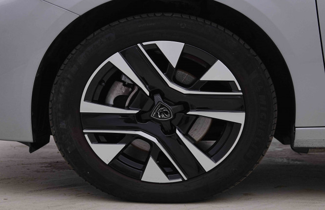 PEUGEOT_PEUGEOT_208_2655160_19.jpg PEUGEOT_PEUGEOT_208_2655160_19.jpg