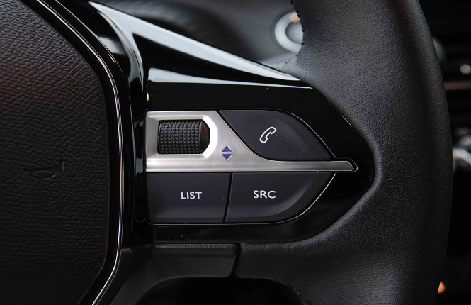 PEUGEOT_PEUGEOT_208_2655161_20.jpg