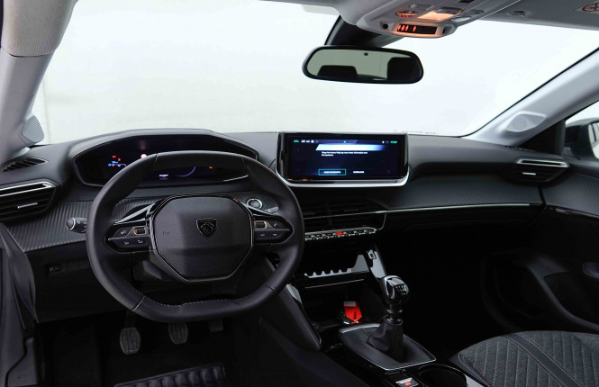 PEUGEOT_PEUGEOT_208_2655161_7.jpg