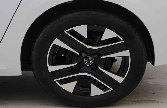 PEUGEOT_PEUGEOT_208_2655162_22.jpg