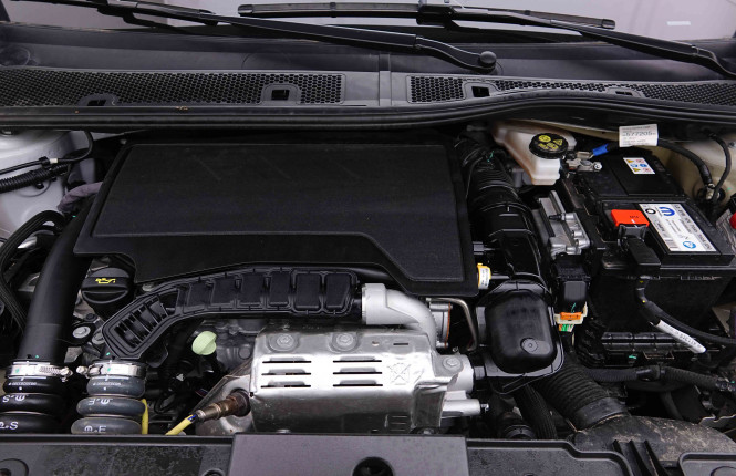 PEUGEOT_PEUGEOT_208_2655162_23.jpg