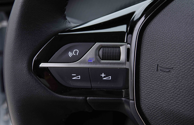 PEUGEOT_PEUGEOT_208_2655164_19.jpg
