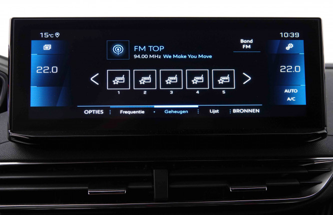PEUGEOT_PEUGEOT_3008_2548281_11.jpg