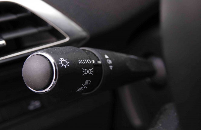 PEUGEOT_PEUGEOT_3008_2548281_15.jpg